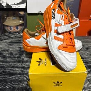 Adidas m&m shoes  forum Lo 84 size 11 mens  used